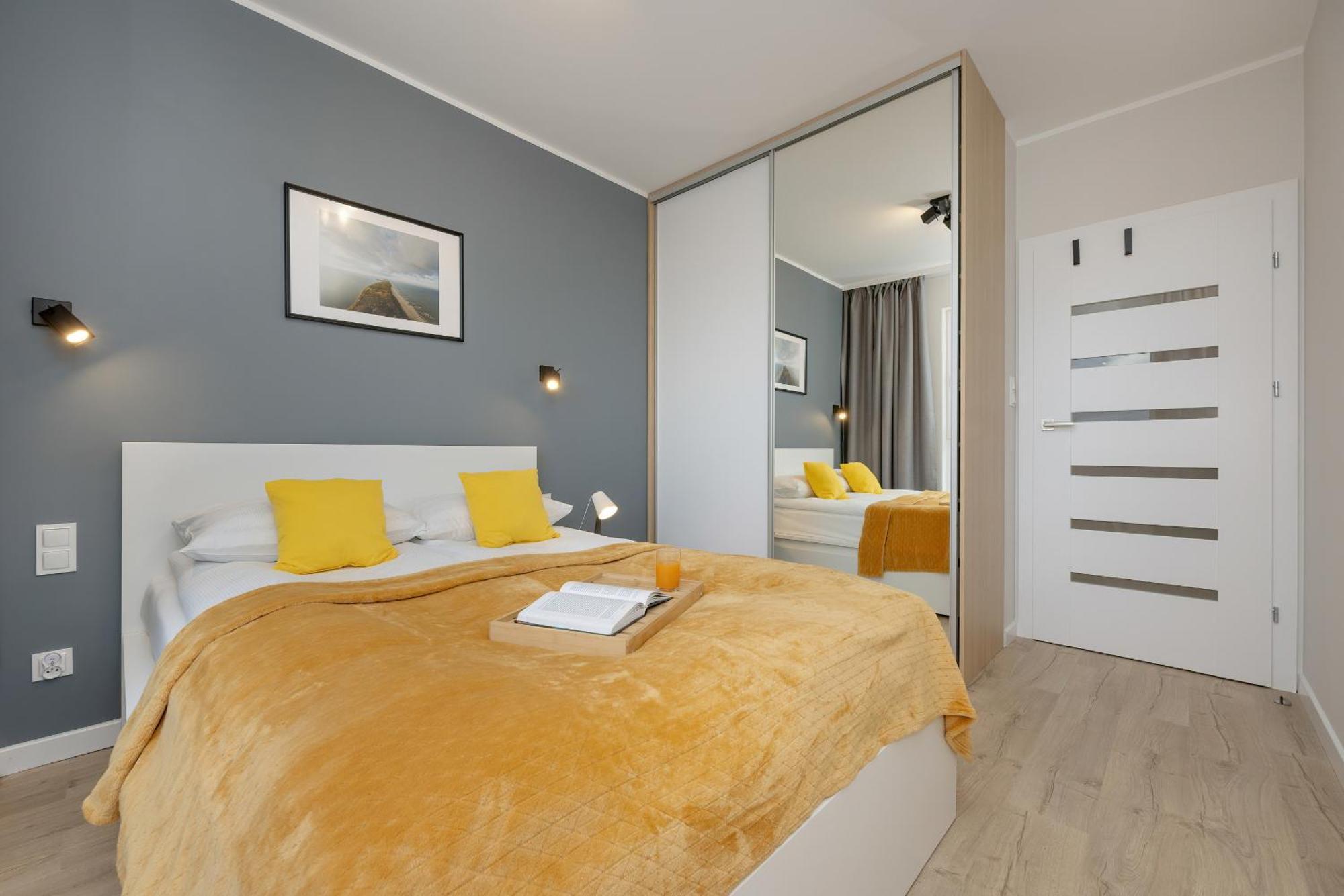 Unique Szczesliwa With Balcony Parking And Ac By Renters Lägenhet *